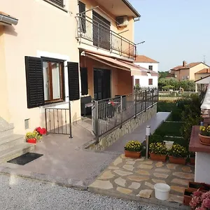 Stela Apartment